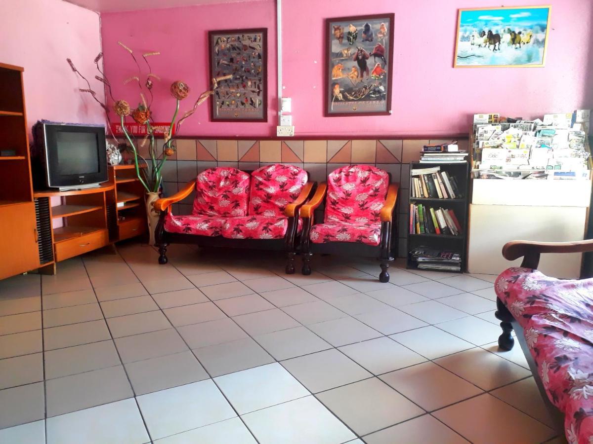 Rose Guesthouse 산다칸 외부 사진